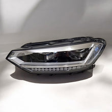 Load image into Gallery viewer, Frontscheinwerfer VW Touran 5TB941081A LED Links Scheinwerfer Headlight
