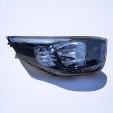 Load image into Gallery viewer, Frontscheinwerfer Kia Picanto 92102G6000 Rechts Scheinwerfer Headlight