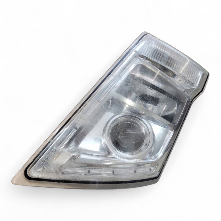 Frontscheinwerfer Volvo I Ein Stück (Rechts oder Links) Scheinwerfer Headlight SCH2263684829vr