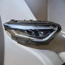 Laden Sie das Bild in den Galerie-Viewer, Frontscheinwerfer Mercedes-Benz Gla A2479064906 LED Links Scheinwerfer Headlight SCH9182579480xc