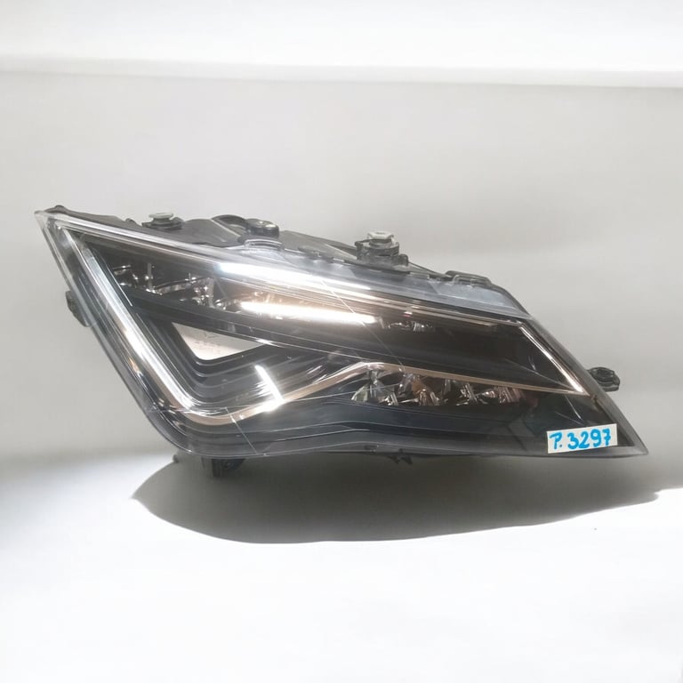 Frontscheinwerfer Seat Leon Rechts Scheinwerfer Headlight