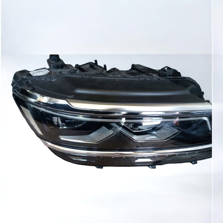 Frontscheinwerfer VW Tiguan 5NB941082A LED Rechts Scheinwerfer Headlight