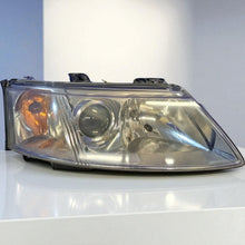 Laden Sie das Bild in den Galerie-Viewer, Frontscheinwerfer Saab 9-3 12797389 Vorderseite Scheinwerfer Headlight