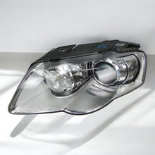 Load image into Gallery viewer, Frontscheinwerfer VW Passat 3C0941751D Xenon Ein Stück (Rechts oder Links) SCH1169850107du