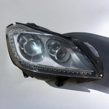 Laden Sie das Bild in den Galerie-Viewer, Frontscheinwerfer Mercedes-Benz Cls A2188204261 LED Rechts Headlight