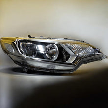 Laden Sie das Bild in den Galerie-Viewer, Frontscheinwerfer Honda Jazz Logo LED Rechts Scheinwerfer Headlight