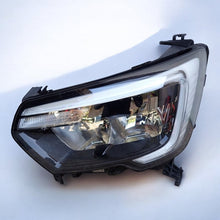 Laden Sie das Bild in den Galerie-Viewer, Frontscheinwerfer Renault Master III 260607867R Links Scheinwerfer Headlight