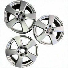 Load image into Gallery viewer, 1x Alufelge 17 Zoll 7.0&quot; 5x112 48 5ET A2054015500 Mercedes-Benz W205 A205