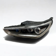 Load image into Gallery viewer, Frontscheinwerfer Hyundai I30 III 92102-G4100 Links Scheinwerfer Headlight