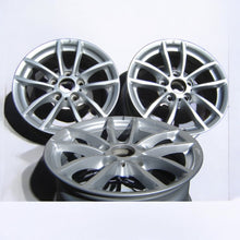 Load image into Gallery viewer, 1x Alufelge 16 Zoll 7.0&quot; 5x120 40ET Glanz Silber 6796202 BMW 1 F20 Rim Wheel