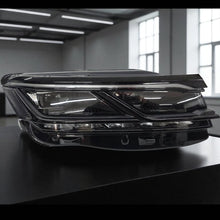 Laden Sie das Bild in den Galerie-Viewer, Frontscheinwerfer VW Touareg 761941082A Full LED Rechts Scheinwerfer Headlight