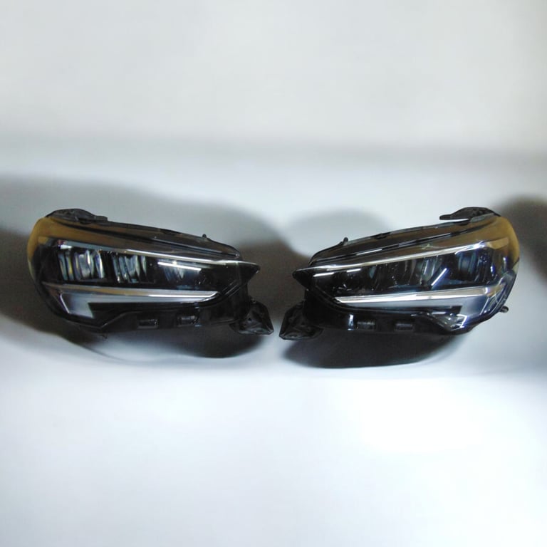 Frontscheinwerfer Opel Corsa F LED Ein Stück (Rechts oder Links) Headlight