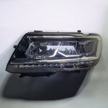 Laden Sie das Bild in den Galerie-Viewer, Frontscheinwerfer VW Tiguan 5NB941035B LED Links Scheinwerfer Headlight