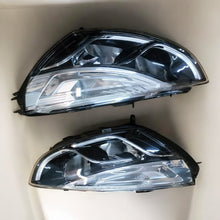 Laden Sie das Bild in den Galerie-Viewer, Frontscheinwerfer Renault Clio IV 260100653R Rechts Scheinwerfer Headlight SCH2002016739vs