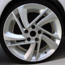 Load image into Gallery viewer, 1x Alufelge 17 Zoll 7.0&quot; 5x114.3 40ET KE409-4E200, 8201485175 Nissan 1 Rim Wheel