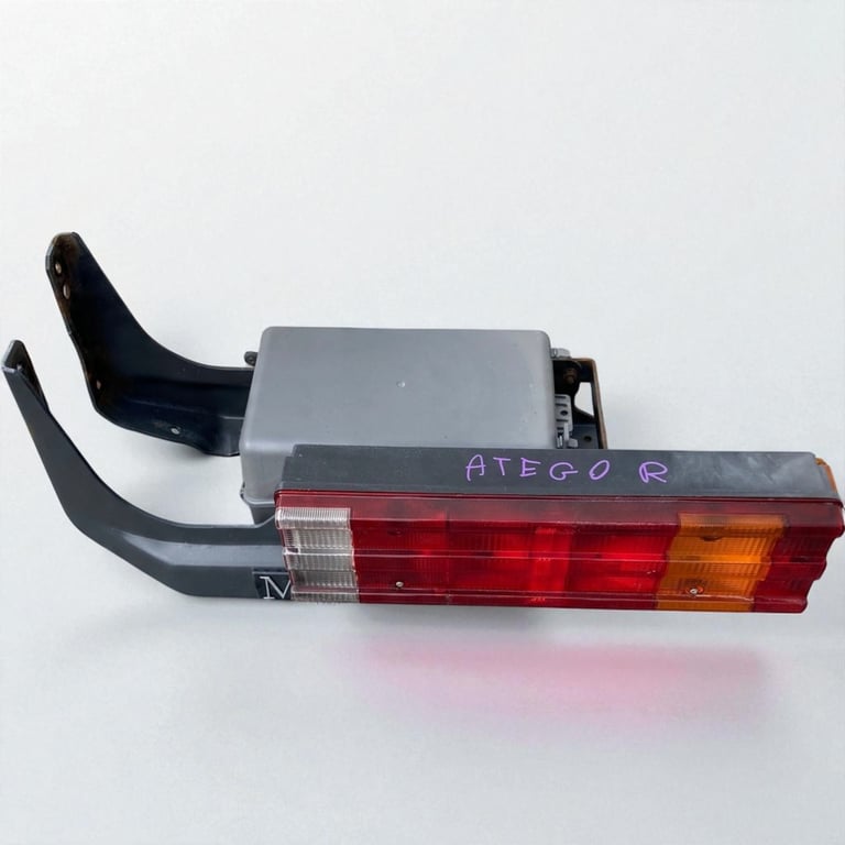 Rückleuchte Mercedes-Benz Ein Stück (Rechts oder Links) Rearlight