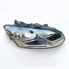 Load image into Gallery viewer, Frontscheinwerfer VW Polo 6C1941006B Rechts Scheinwerfer Headlight