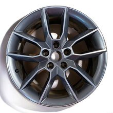 Laden Sie das Bild in den Galerie-Viewer, 1x Alufelge 18 Zoll 7.5&quot; 5x112 51ET 9814118177 Peugeot III Octavia Rim Wheel