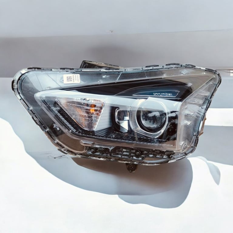 Frontscheinwerfer Hyundai Bayon 92101Q0500 Links Scheinwerfer Headlight