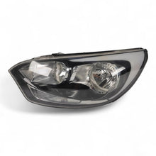 Laden Sie das Bild in den Galerie-Viewer, Frontscheinwerfer Kia Rio III Ein Stück (Rechts oder Links) Headlight SCH3533548610nj