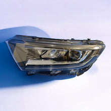 Laden Sie das Bild in den Galerie-Viewer, Frontscheinwerfer Ford Tourneo Connect 2KF941773 Full LED Links Headlight SCH6549342381iz