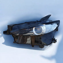 Load image into Gallery viewer, Frontscheinwerfer Mazda Cx30 Cx-30 DFR7-51040 LED Links Scheinwerfer Headlight