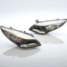 Laden Sie das Bild in den Galerie-Viewer, Frontscheinwerfer Renault Megane III 260100021R Xenon Rechts oder Links SCH4143934516sk
