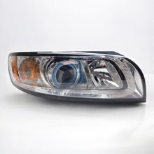 Load image into Gallery viewer, Frontscheinwerfer Volvo S40 II 31265699 1307329210 Xenon Rechts Headlight SCH5626733273rz