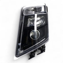 Load image into Gallery viewer, Frontscheinwerfer Volvo 1EL010478-01 Links Scheinwerfer Headlight SCH3072860369fz