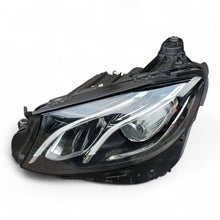 Laden Sie das Bild in den Galerie-Viewer, Frontscheinwerfer Mercedes-Benz W213 C238 A2139067706 Xenon Rechts oder Links SCH7574932530rn