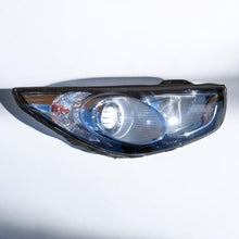 Laden Sie das Bild in den Galerie-Viewer, Frontscheinwerfer Hyundai Ix35 Rechts Scheinwerfer Headlight