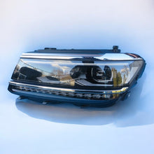 Laden Sie das Bild in den Galerie-Viewer, Frontscheinwerfer VW Tiguan Allspace 5NN941081 Full LED Links Headlight