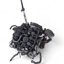 Laden Sie das Bild in den Galerie-Viewer, Motor Audi VW A4 B8 CAB 1.8 TFSI Benzin Engine Komplett