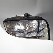 Load image into Gallery viewer, Frontscheinwerfer Audi A2 8Z0941004 Rechts Scheinwerfer Headlight