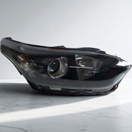 Frontscheinwerfer Kia Ceed 92102-J7051 92102-J7XXX J791-22040 J792111020 Rechts