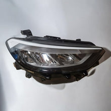 Laden Sie das Bild in den Galerie-Viewer, Frontscheinwerfer VW Id.3 10B941006 LED Rechts Scheinwerfer Headlight SCH2247590403wl