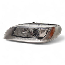 Load image into Gallery viewer, Frontscheinwerfer Volvo Xc70 31420013 Xenon Links Scheinwerfer Headlight SCH9808333627yp