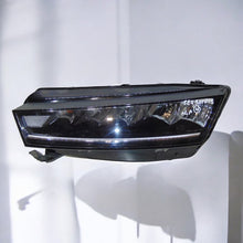 Load image into Gallery viewer, Frontscheinwerfer Skoda Octavia IV 5E4941015 LED Links Scheinwerfer Headlight SCH9202045348wd