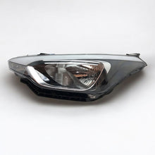 Laden Sie das Bild in den Galerie-Viewer, Frontscheinwerfer Hyundai I20 II 92101-C8000 Links Scheinwerfer Headlight