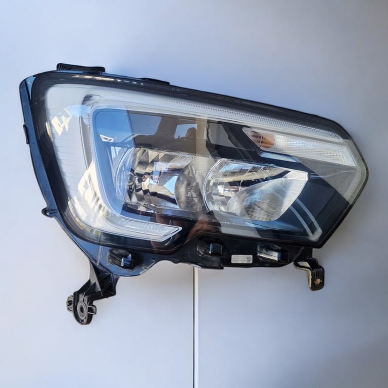 Frontscheinwerfer Renault Master III 260105567R LED Rechts Headlight