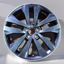 Laden Sie das Bild in den Galerie-Viewer, 1x Alufelge 17 Zoll 7.0&quot; 5x100 41ET Glanz Grau 5J0601025T Skoda Fabia Ii