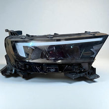 Laden Sie das Bild in den Galerie-Viewer, Frontscheinwerfer Opel Mokka LED Rechts Scheinwerfer Headlight SCH9023713404pe