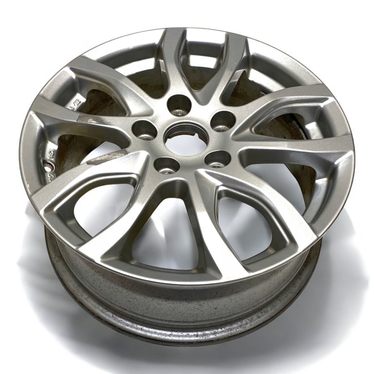 1x Alufelge 16 Zoll 6.5" 5x114.3 50ET Glanz Silber KH226516, KBA51072 Hyundai