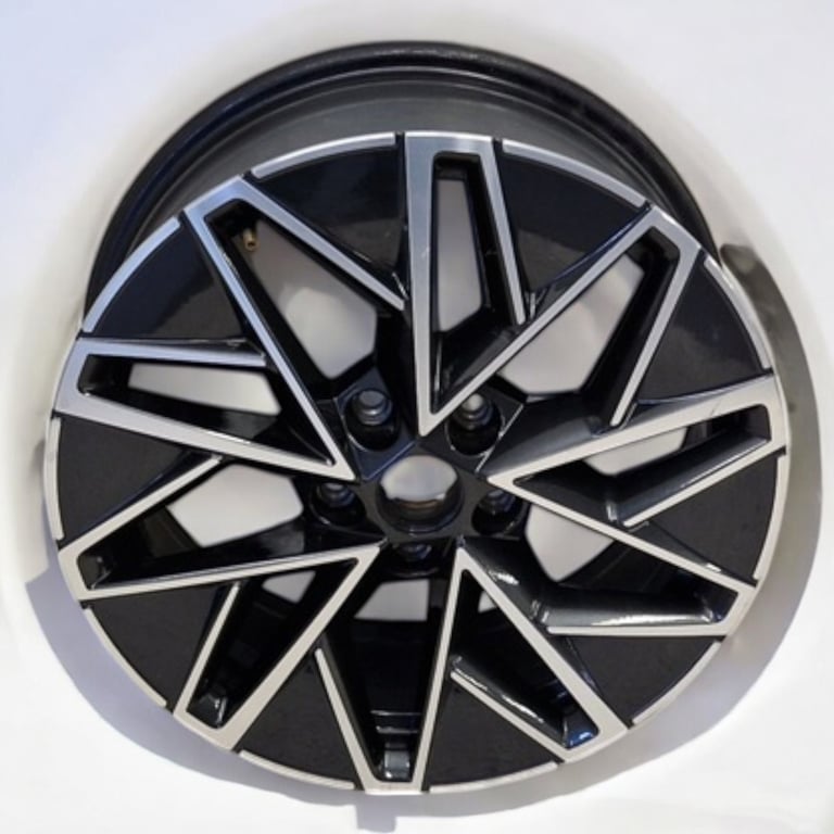 1x Alufelge 17 Zoll 7.0" 5x112 46ET Glanz Silber 5E3601025 Mg Octavia 5e3 FEL5158850106ra