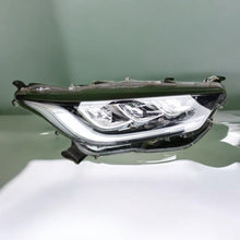 Load image into Gallery viewer, Frontscheinwerfer Toyota Yaris 27583R Full LED Rechts Scheinwerfer Headlight SCH3544110032hy