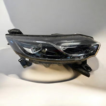 Laden Sie das Bild in den Galerie-Viewer, Frontscheinwerfer Renault 260108934 Rechts Scheinwerfer Headlight