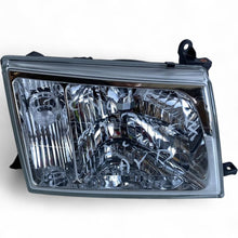 Laden Sie das Bild in den Galerie-Viewer, Frontscheinwerfer Toyota Land Cruiser ARO15741 Rechts Scheinwerfer Headlight SCH1024243255lu
