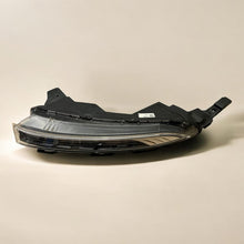 Load image into Gallery viewer, Frontscheinwerfer Hyundai Bayon 92207-Q0600 LED Links Scheinwerfer Headlight