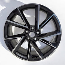 Laden Sie das Bild in den Galerie-Viewer, 1x Alufelge 19 Zoll 8.0&quot; 5x112 45ET 75A601025R Skoda Octavia Rim Wheel