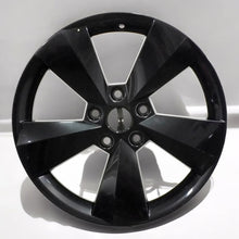 Laden Sie das Bild in den Galerie-Viewer, 1x Alufelge 17 Zoll 6.5&quot; 5x112 38ET Glanz Schwarz 565601025 Skoda Rim Wheel